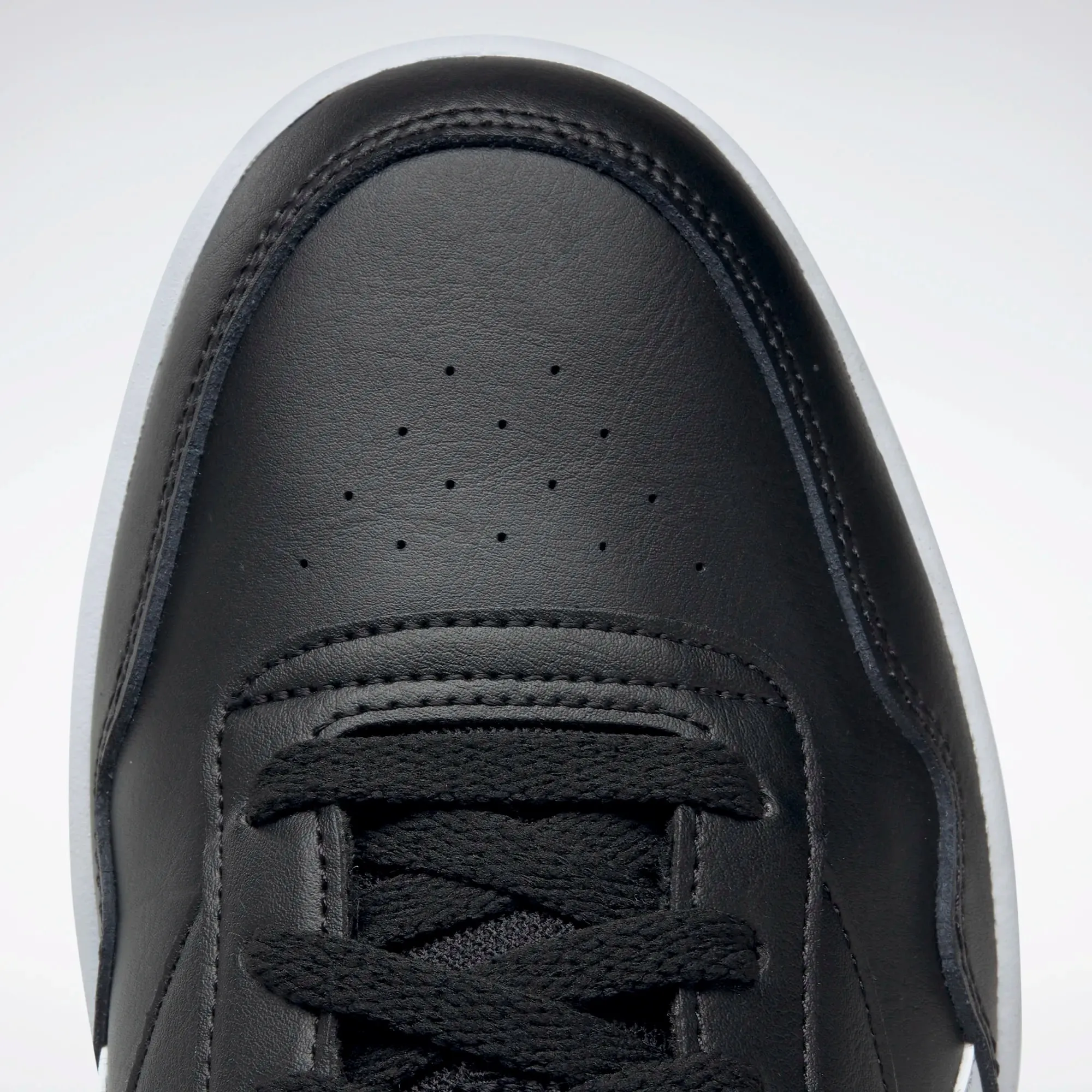 - Reebok Mens Royal Techque Core Black / Cloud White / Core Black - GX3517 - GX3 - R1L3