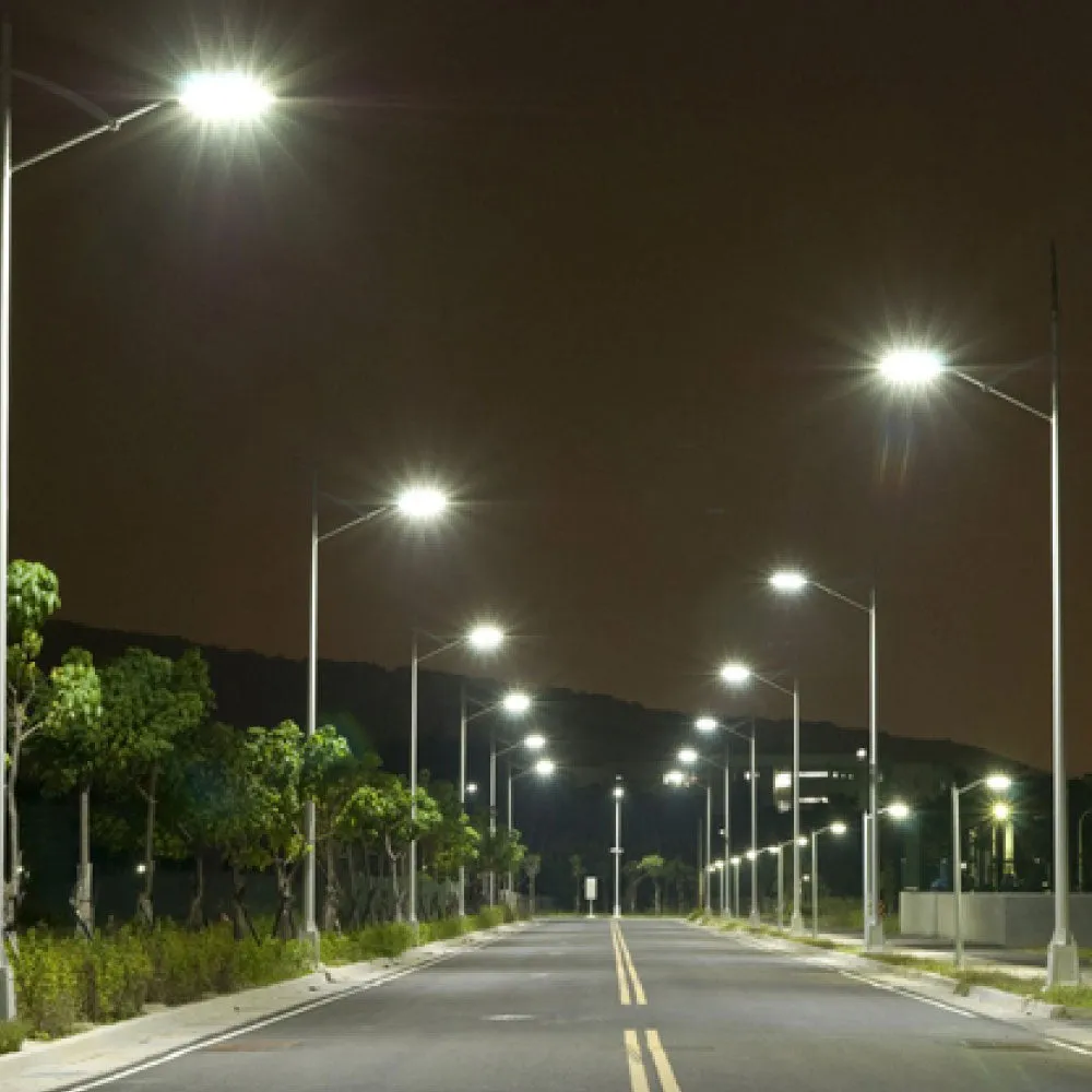 300W LED Pole Light With Photocell, White, 5700K, Equals 1050 Watt, Universal Mount, AC100-277V, Outdoor Area Lighting - LED Parking Lot Lights