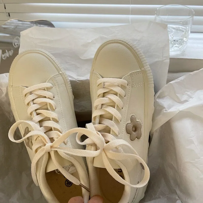 Advbridge Flower Design White Korean Sports Shoes Spring Women Sneakers Platform Vulcanize Flat Casual Canvas Tennis Basket Kawaii