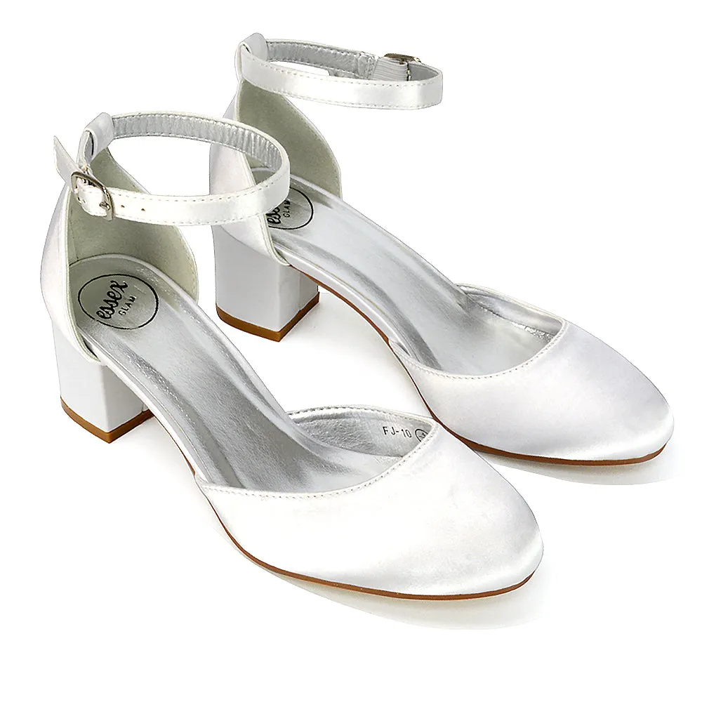 BILLIE-MAY CHUNKY STRAPPY MID BLOCK HIGH HEELS COURT SHOES IN WHITE