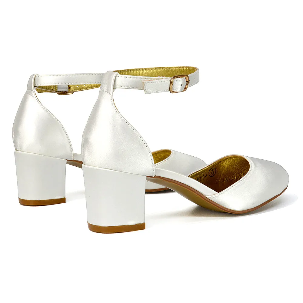 BILLIE-MAY CHUNKY STRAPPY MID BLOCK HIGH HEELS COURT SHOES IN WHITE