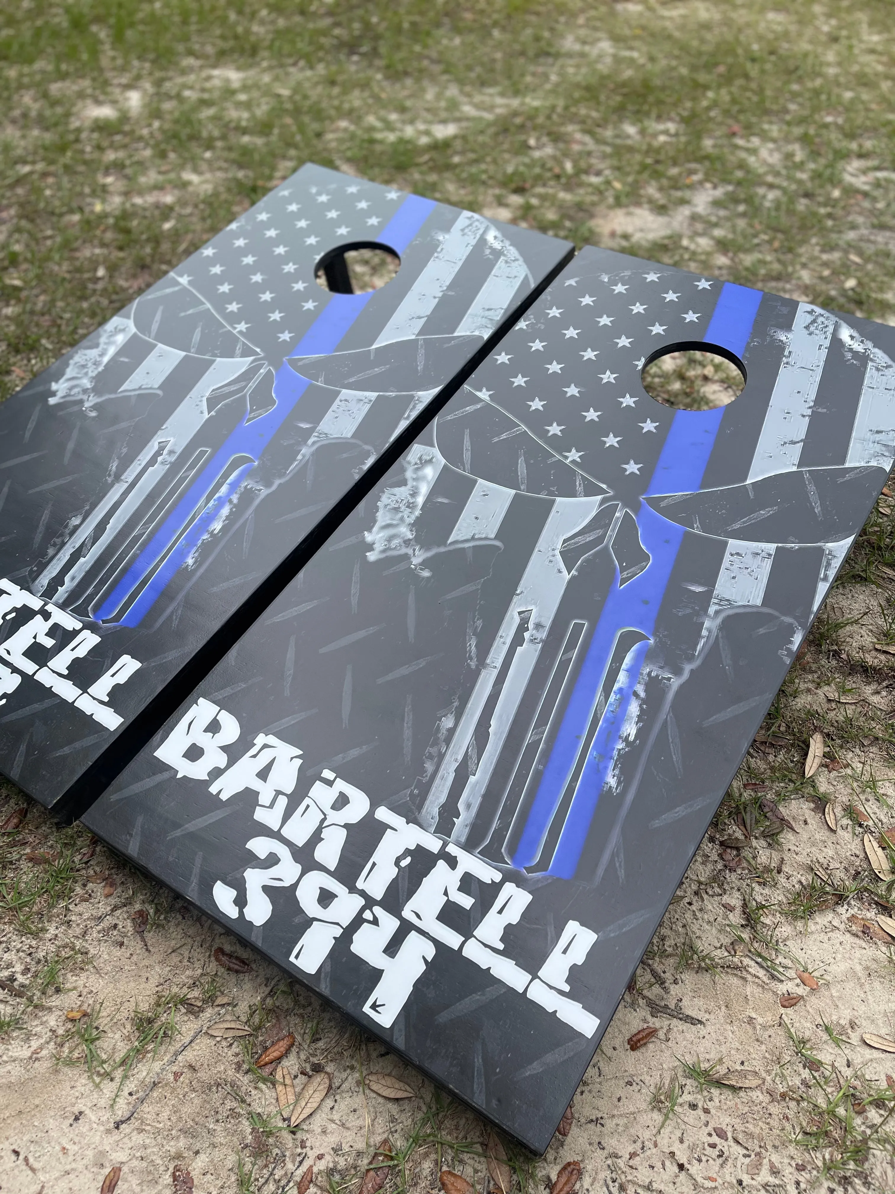 Blue Line Skull Cornhole Set With Bean Bags
