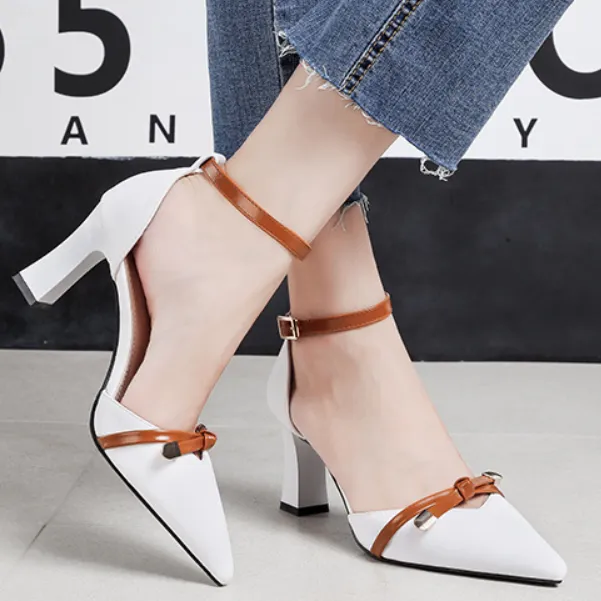 Chunky Heel Leather Adjust Buckle Pumps