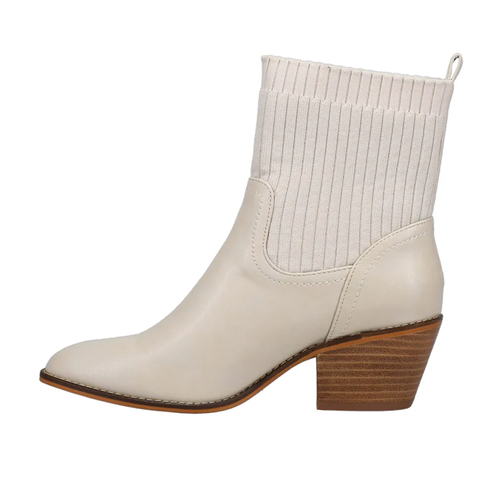 Crackling Pointed Toe Pull On Booties