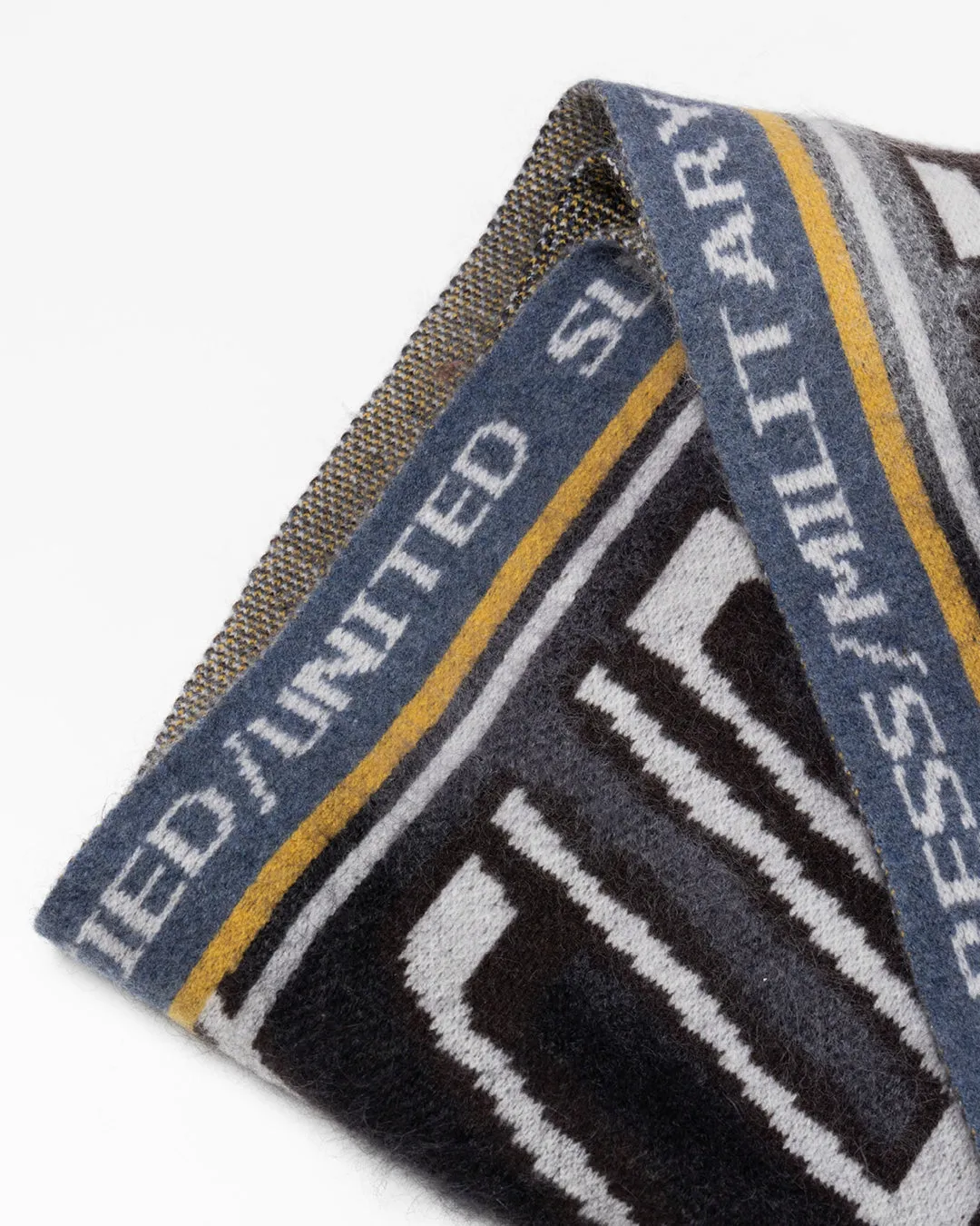 KASURI JACQUARD FOOTBALL SCARF .10【ASH BLACK】