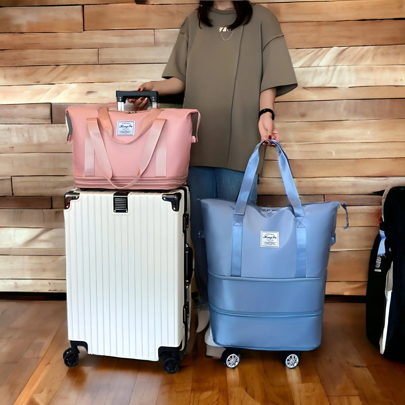 VoyagerFold multi-purpose foldable travel bag